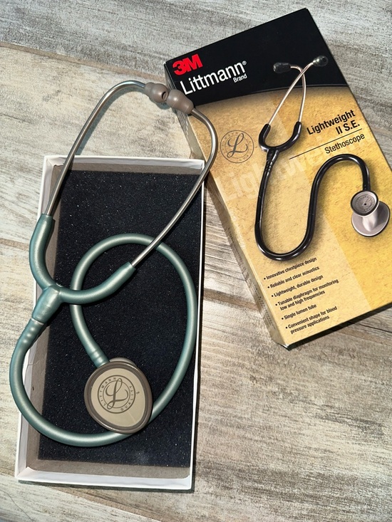 Littmann Other - Littmann Lightweight II S.E. Stethoscope 🩺